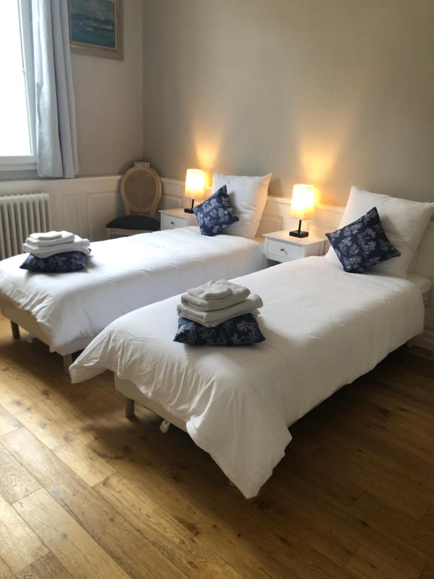 Le Manoir De La Cane Montfort-sur-Meu Habitación foto